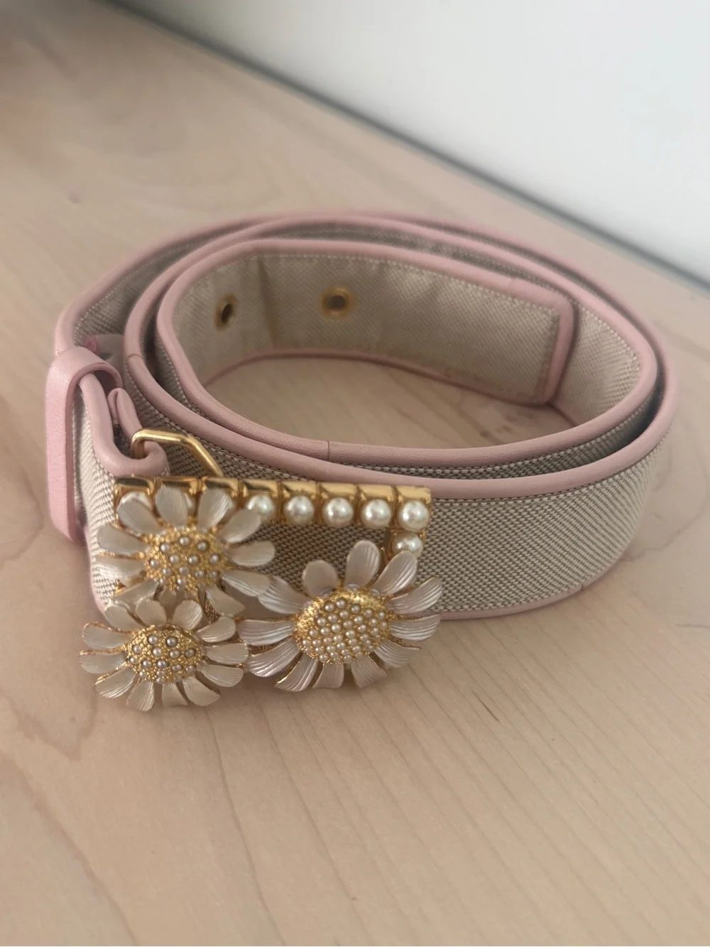 Vintage extremely rare Lilly Pulitzer Daisy Belt